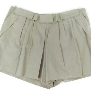 Simply Vera Vera Wang Pleated Front shorts Size 10